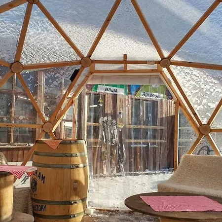 Igloo In The Woods - New, Warm And Inspiring Луксозна палатка