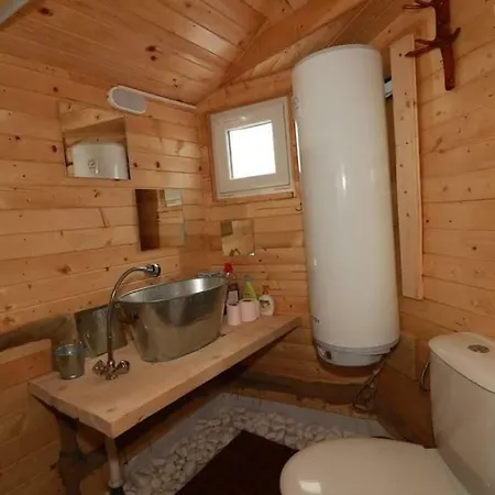 Igloo In The Woods - New, Warm And Inspiring Luxury tent Pamporovo